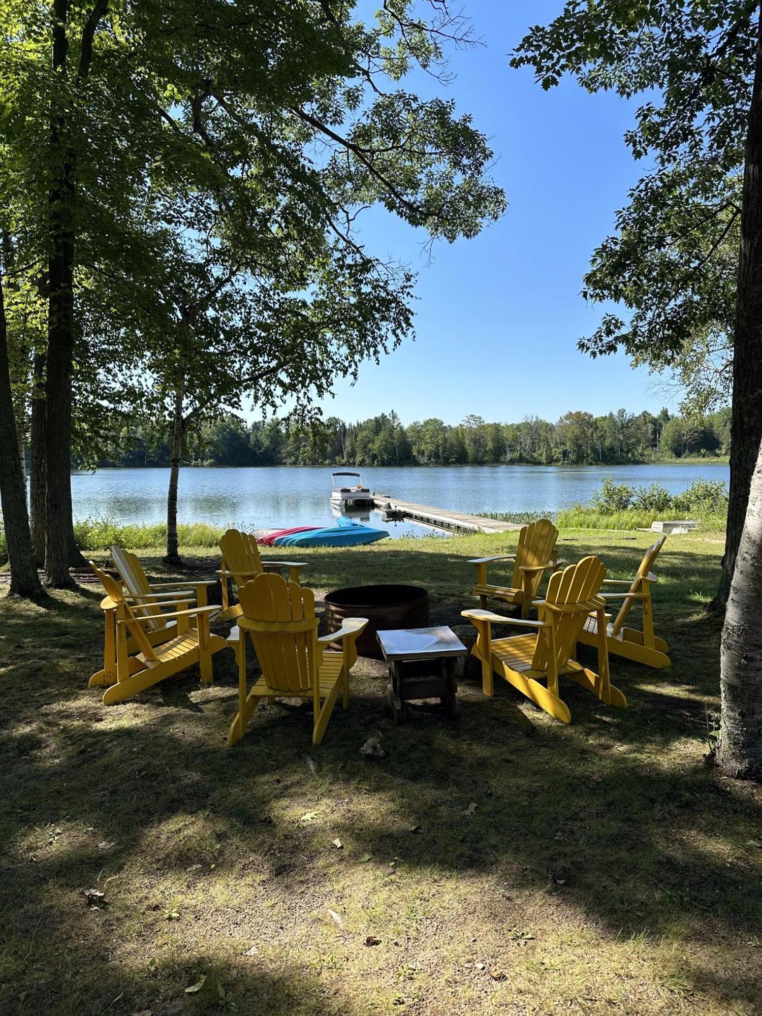 Lake House Lodge Lupton Ngoại thất bức ảnh